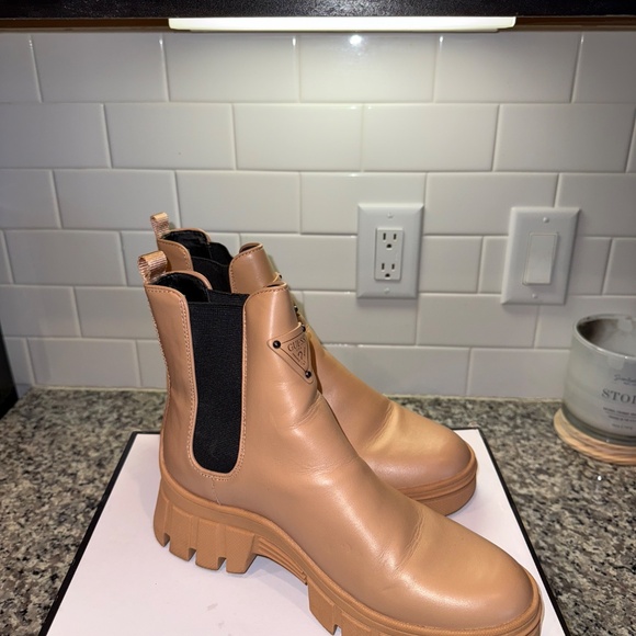 Guess Hestia Ankle Boots - Picture 4 of 6